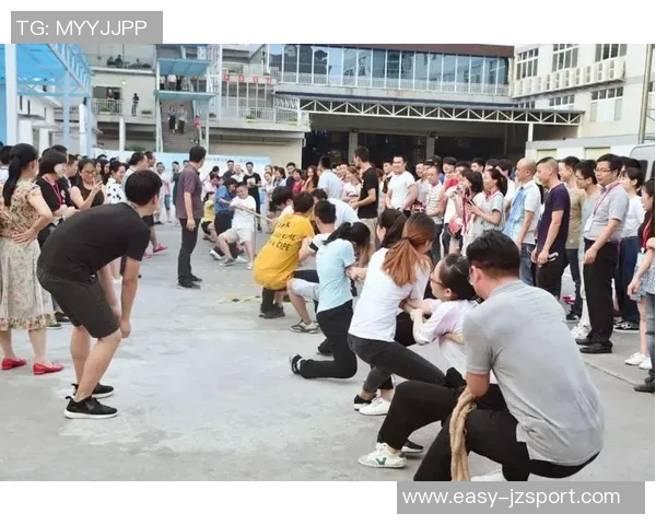 热火全队齐发力12人轮番得分8人双位数表现展现团队实力 热火全队齐发力12人轮番得分8人双位数表现展现团队实力